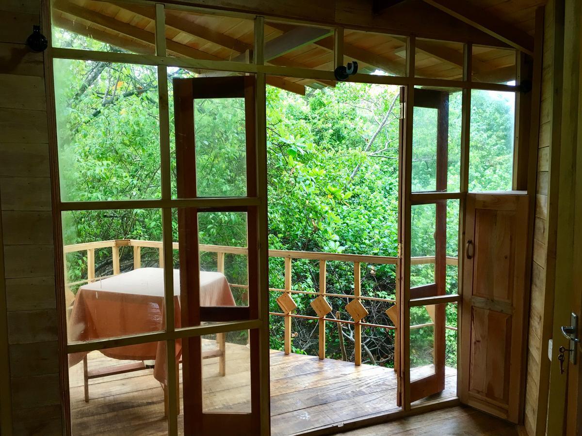 Seasons Four Eco Friendly Treehouse Guest House Matara Exterior photo